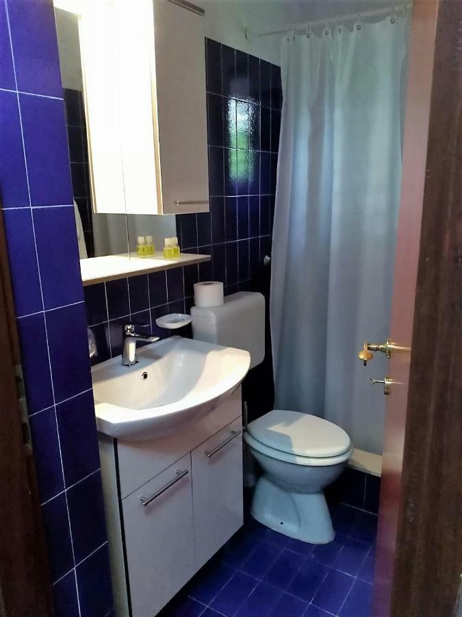 Apartman Mladenka Supetar Exterior photo